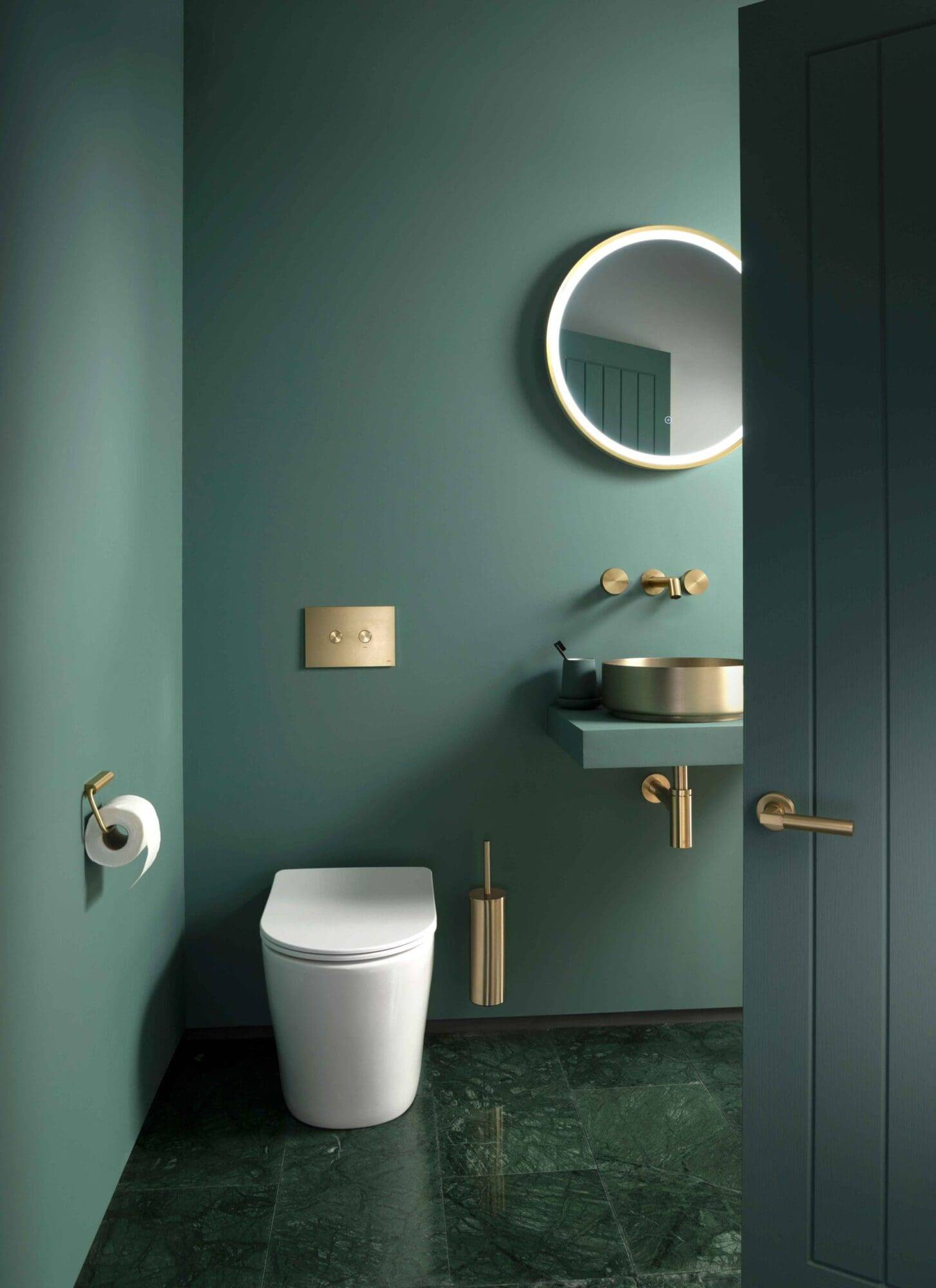 Svelte 8 Hinged Door In Recess | Lead Wolf, Peterborough