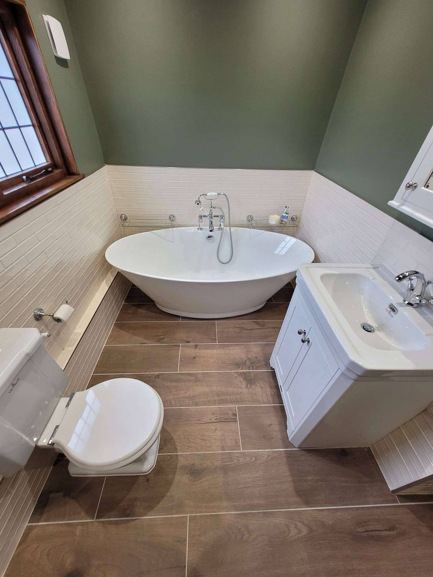 Dobree Estate Bathroom 02831 | Lead Wolf, Peterborough
