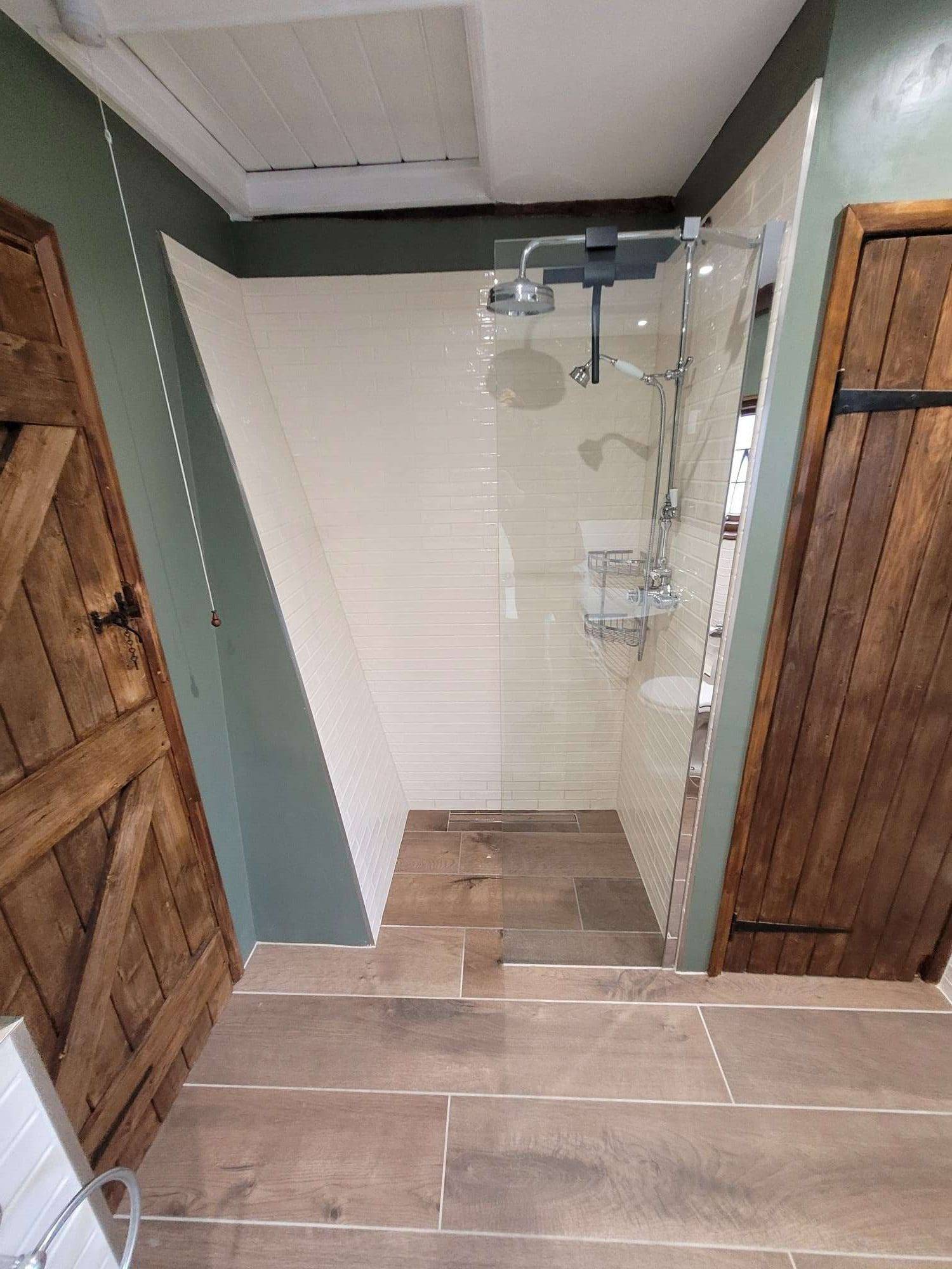 Dobree Estate Bathroom 02823 | Lead Wolf, Peterborough