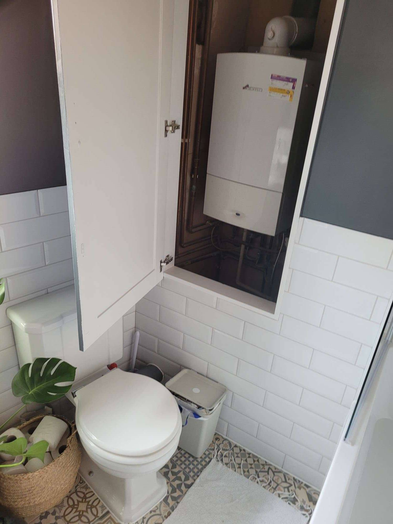 Mill Hill Bathroom 24 | Lead Wolf, Peterborough