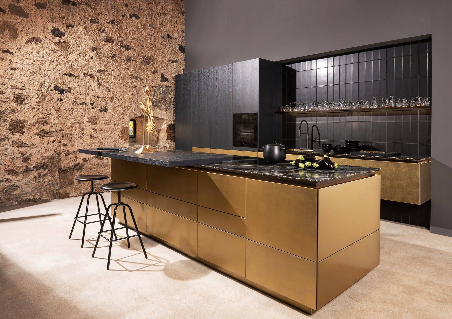 Warendorf Modern Kitchen With Gold Island | Holmes Kitchens, Tunbridge Wells